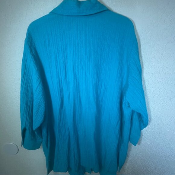 White Stag Bundle/3 Plus Red, Blue & Turquoise Crinkle Blouses- Plus Size 18/20 - Picture 7 of 9